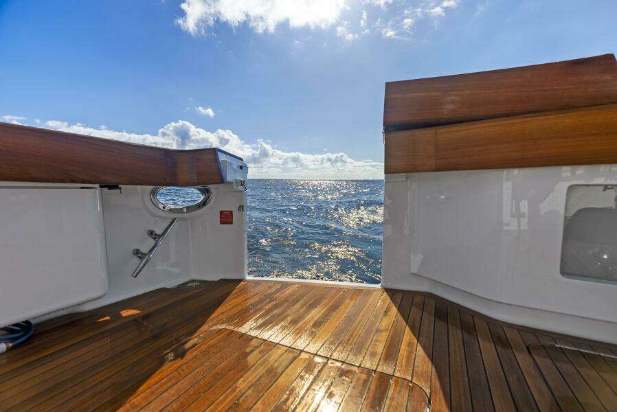 2019 Viking 80 Convertible