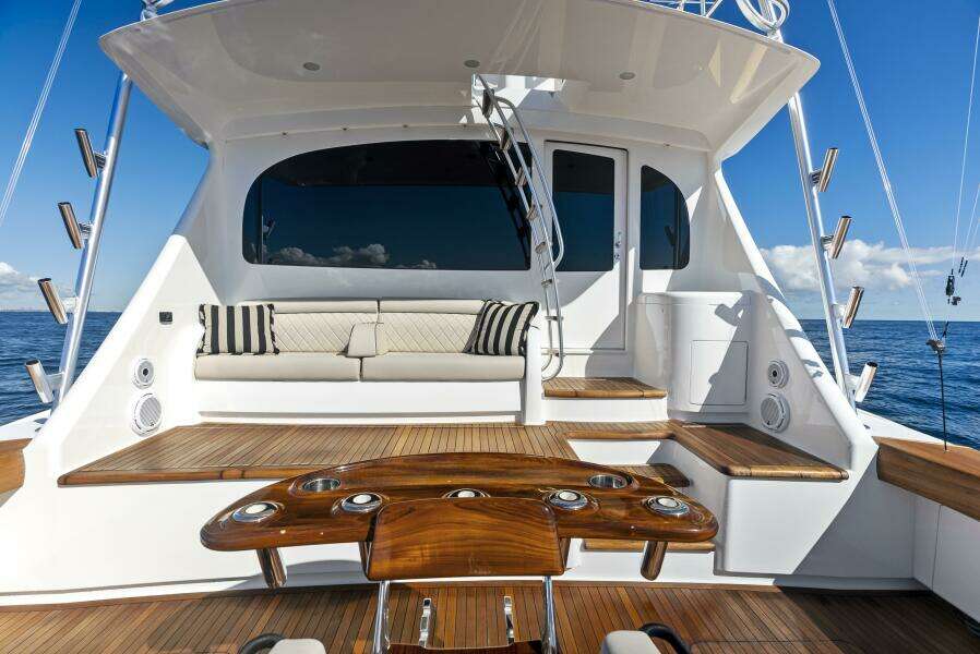 2019 Viking 80 Convertible