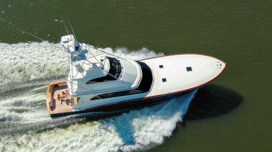 2005 76 Whiticar Enclosed Bridge Badonkadonk Exterior Profile (6)