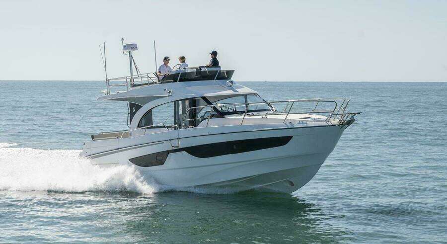 2026 Beneteau Antares 11 Fly