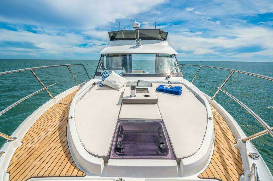 2026 Beneteau Antares 11 Fly