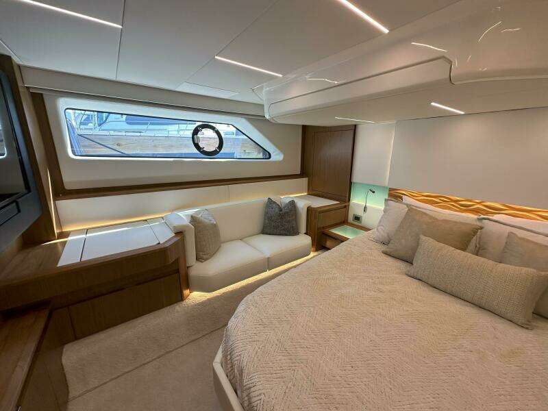  2025 Tiara Yachts 60 EX - Owners SR