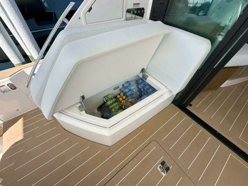 2025 Tiara Yachts 60 EX - Refrigerated Drink Box