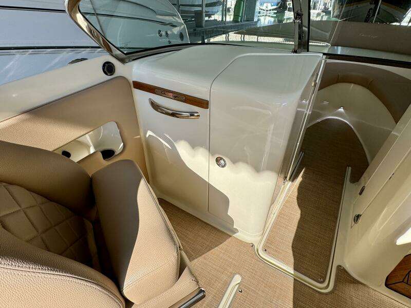 2018 Chris-Craft Launch 27 Heritage Trim Edition - Surf