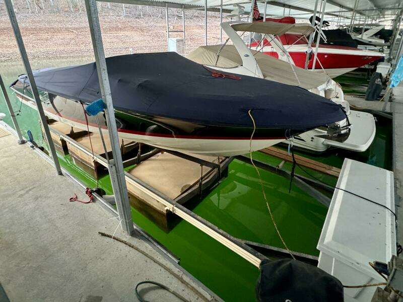 2018 Chris-Craft Launch 27 Heritage Trim Edition - Surf