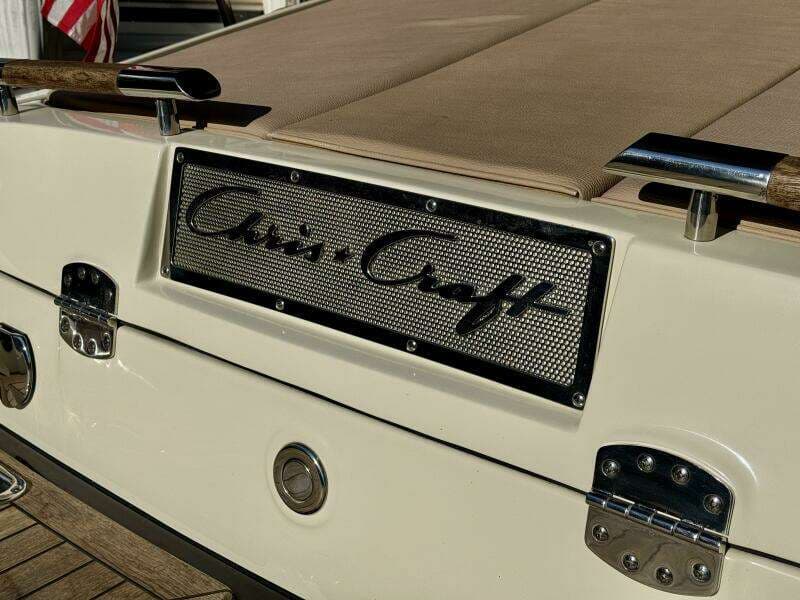 2018 Chris-Craft Launch 27 Heritage Trim Edition - Surf