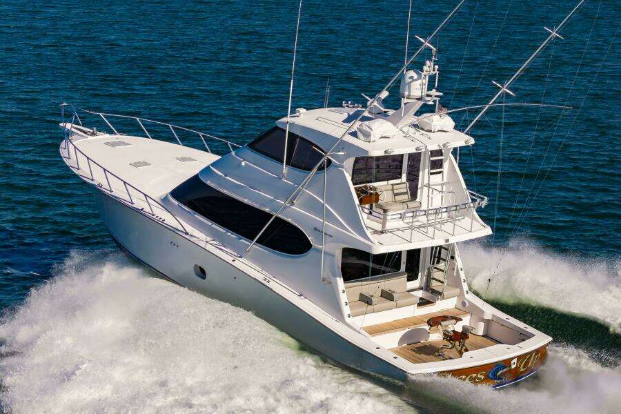 2008 Hatteras 64 Enclosed Bridge