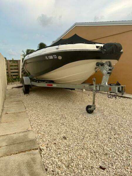2022 Bayliner DX2000