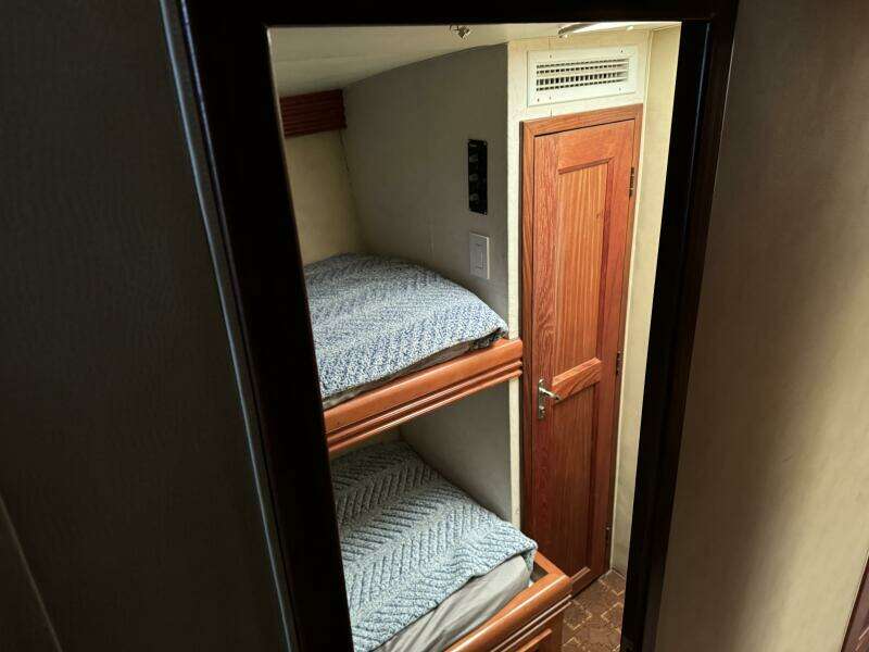 1980 Hatteras CONVERTIBLE