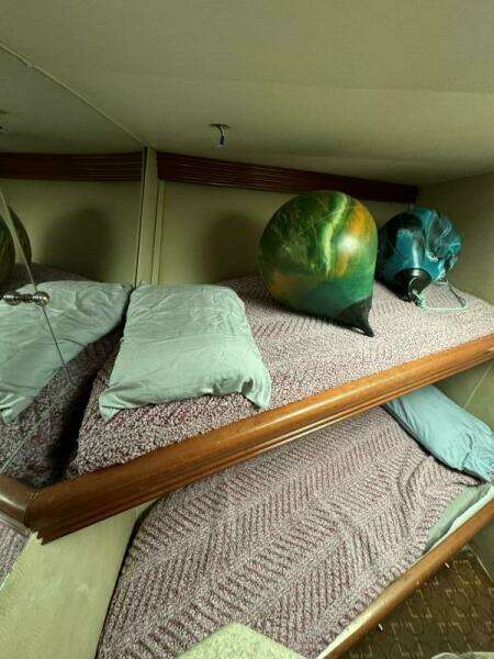 1980 Hatteras CONVERTIBLE