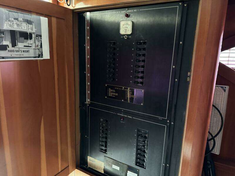 1980 Hatteras CONVERTIBLE