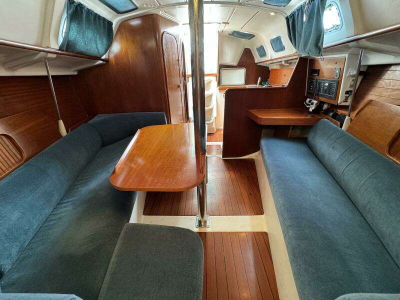 1996 Beneteau Oceanis 321