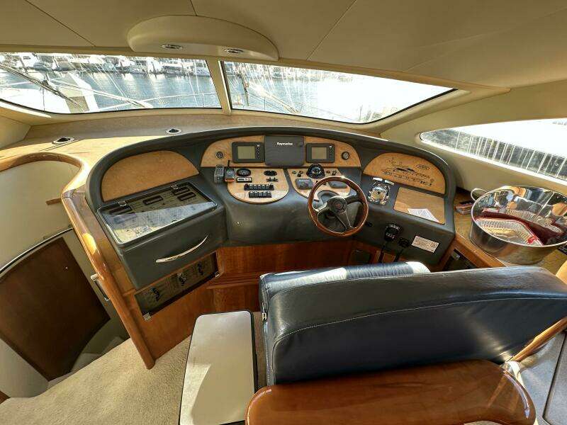 2003 Aicon 56 Flybridge