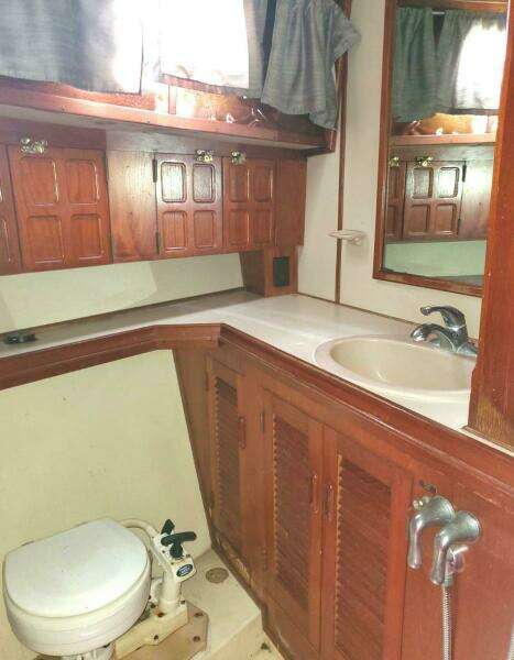 1982 Endeavour 43 CC