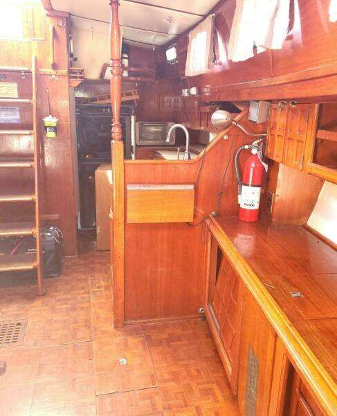 1982 Endeavour 43 CC