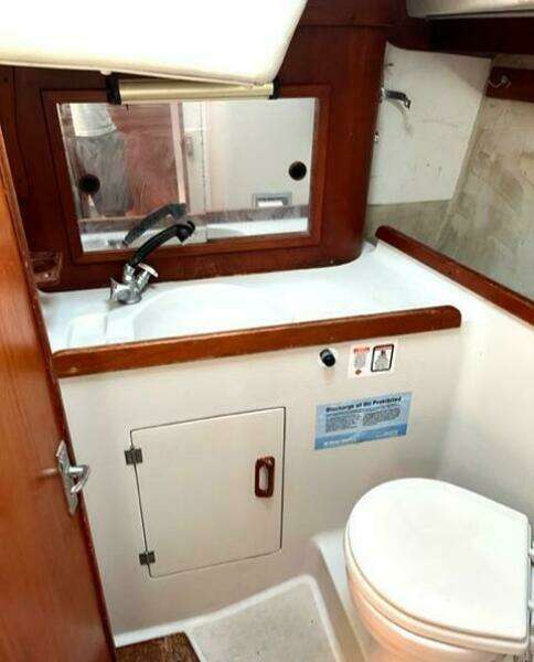 1986 J Boats Masthead Sloop