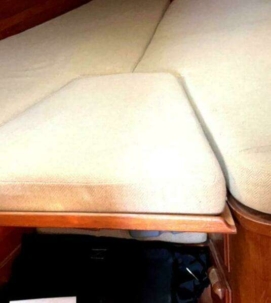 1986 J Boats Masthead Sloop