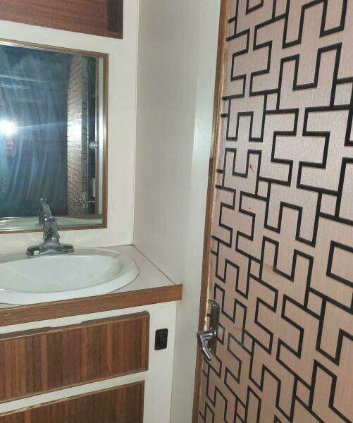 1988 Bertram 37 Convertible