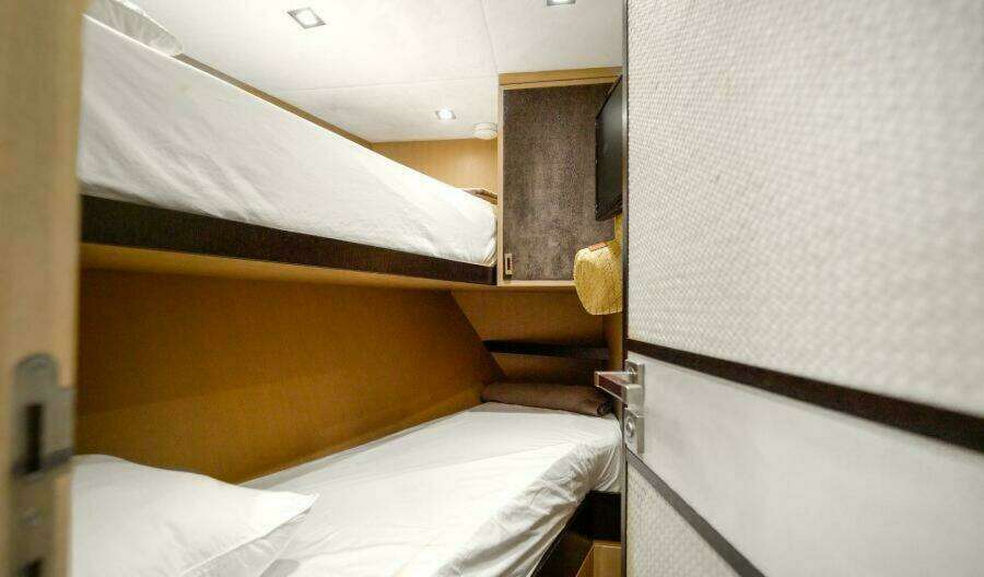 2015 Monte Carlo Yachts MCY86