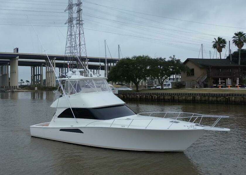 2007 Viking 45 Convertible Bad Habits