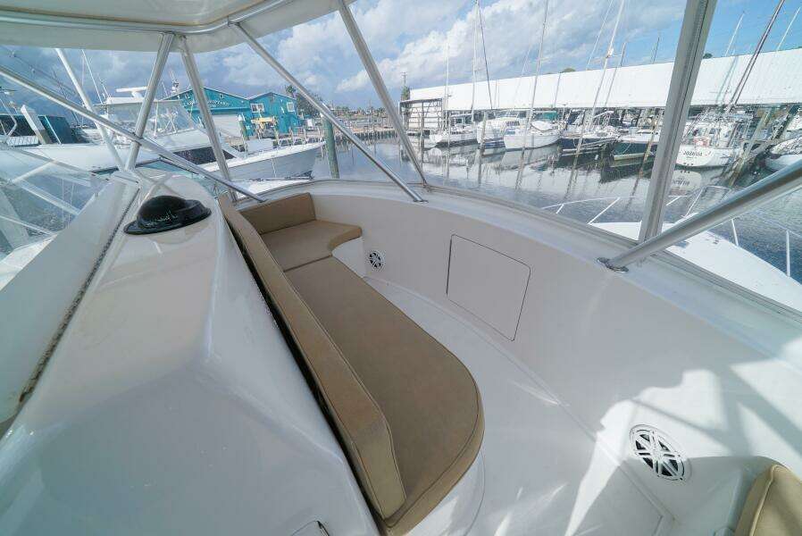 2007 Viking 45 Convertible Bad Habits