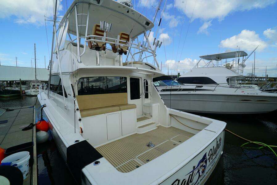 2007 Viking 45 Convertible Bad Habits