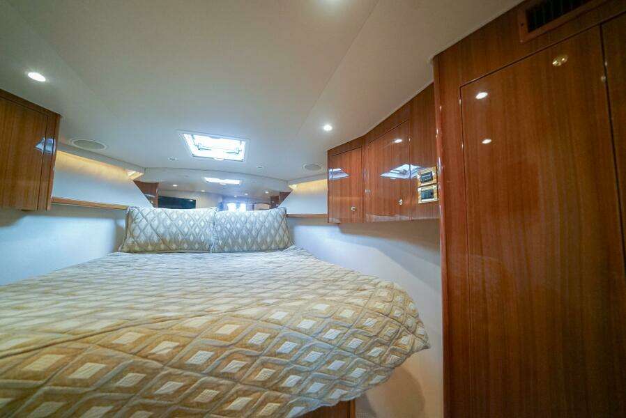 2007 Viking 45 Convertible Bad Habits