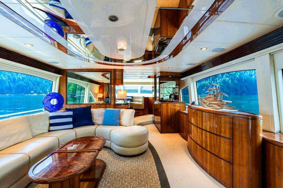 2007 Mystica Skylounge