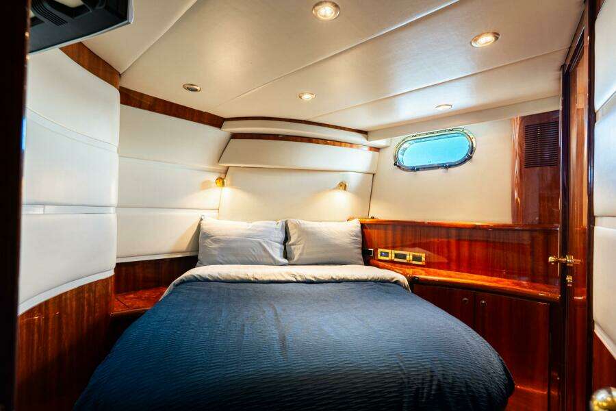 2007 Mystica Skylounge