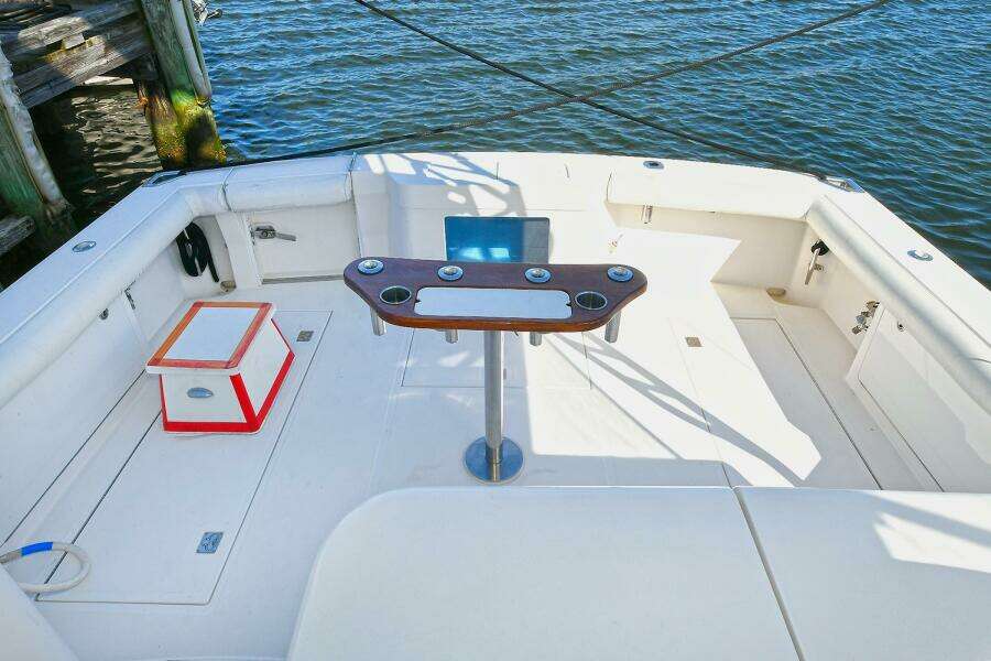 2007 Cabo Express with Tower