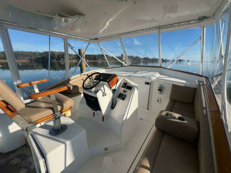 1998 Jersey Cape 36 Express