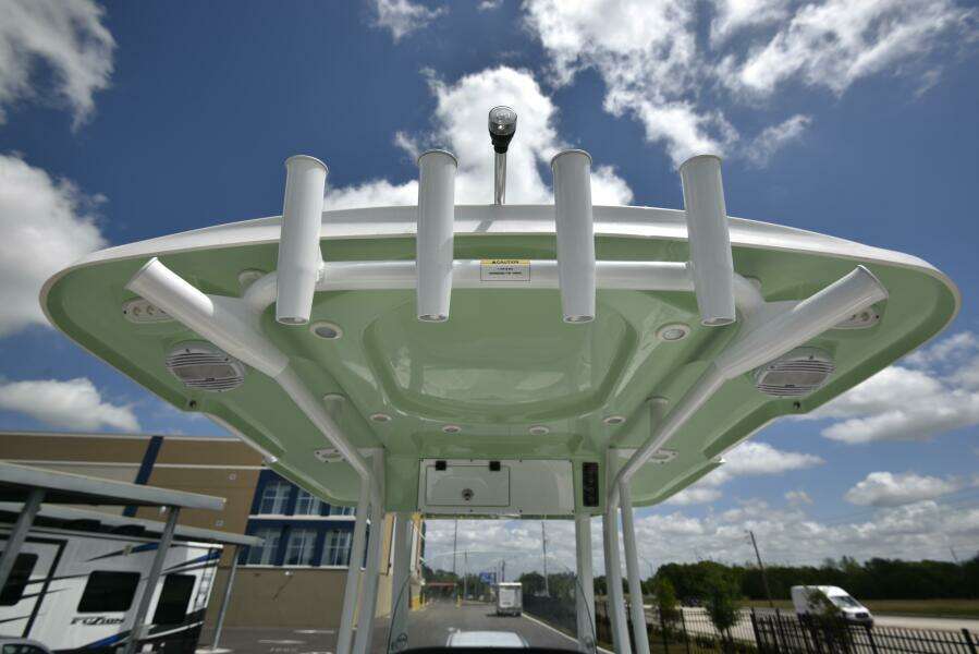 2023 Sea Pro 239 Deep V DLX