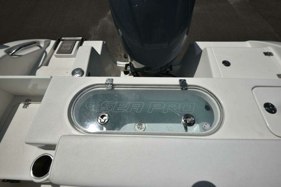 2023 Sea Pro 239 Deep V DLX