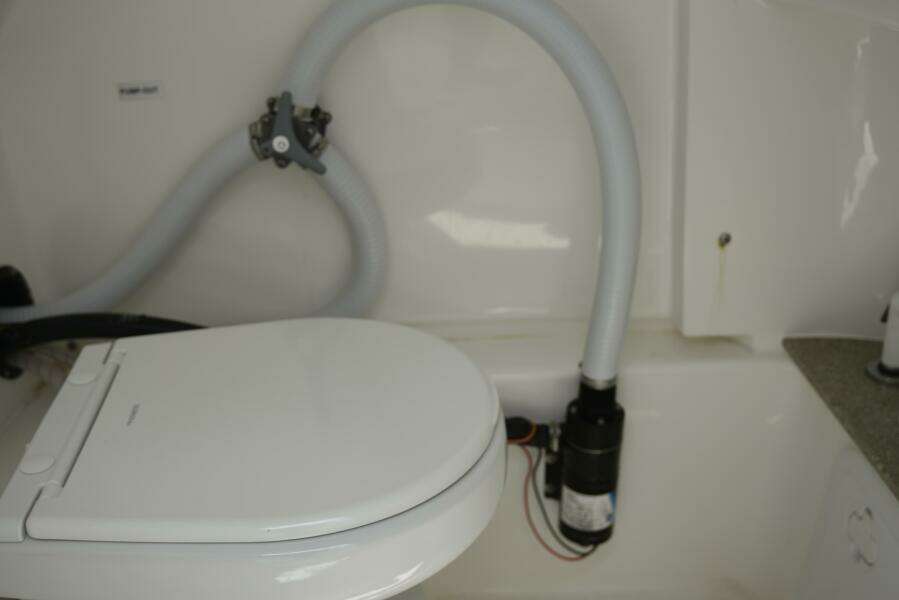 2023 Sea Pro 239 Deep V DLX