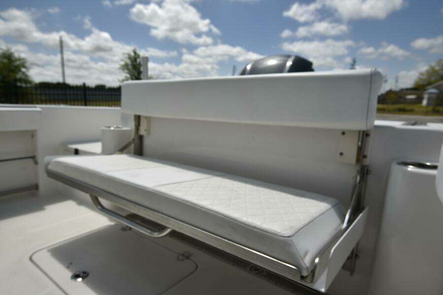 2023 Sea Pro 239 Deep V DLX