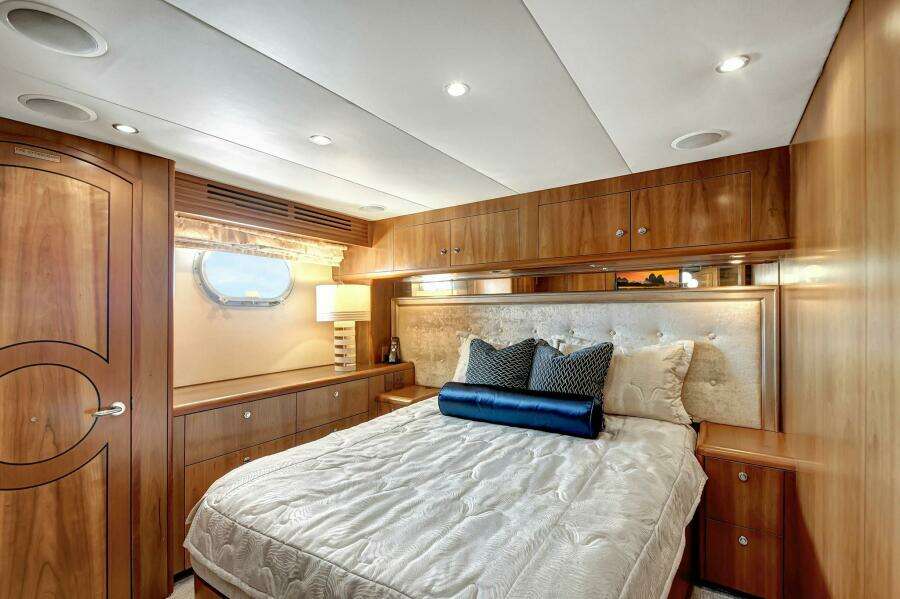 034 Lower Deck Starboard Guest Stateroom Aft