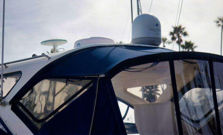 2008 Regal Commodore 4060