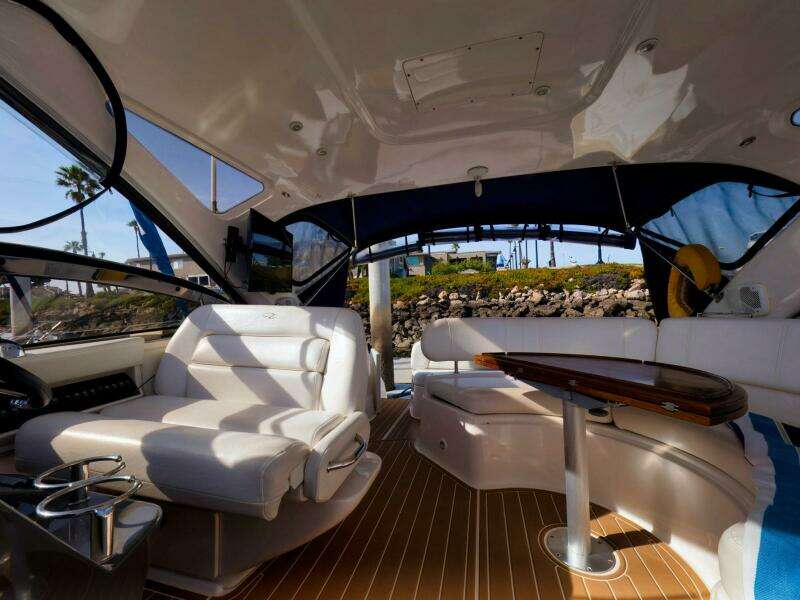 2008 Regal Commodore 4060