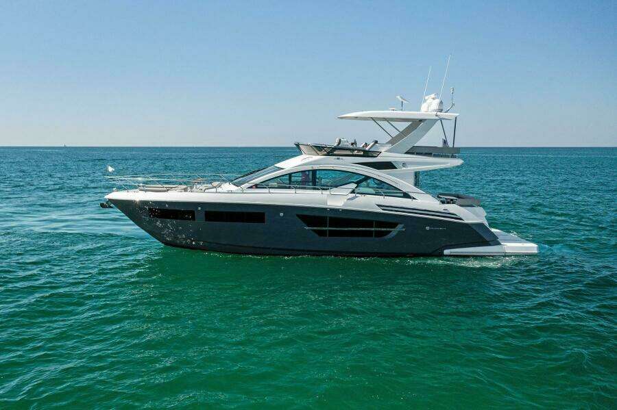 2023 Cruisers Yachts 60 Cantius Fly- Port