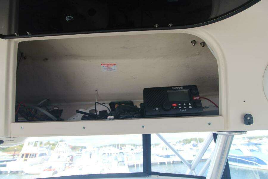 2001 Grady-White 330 Express