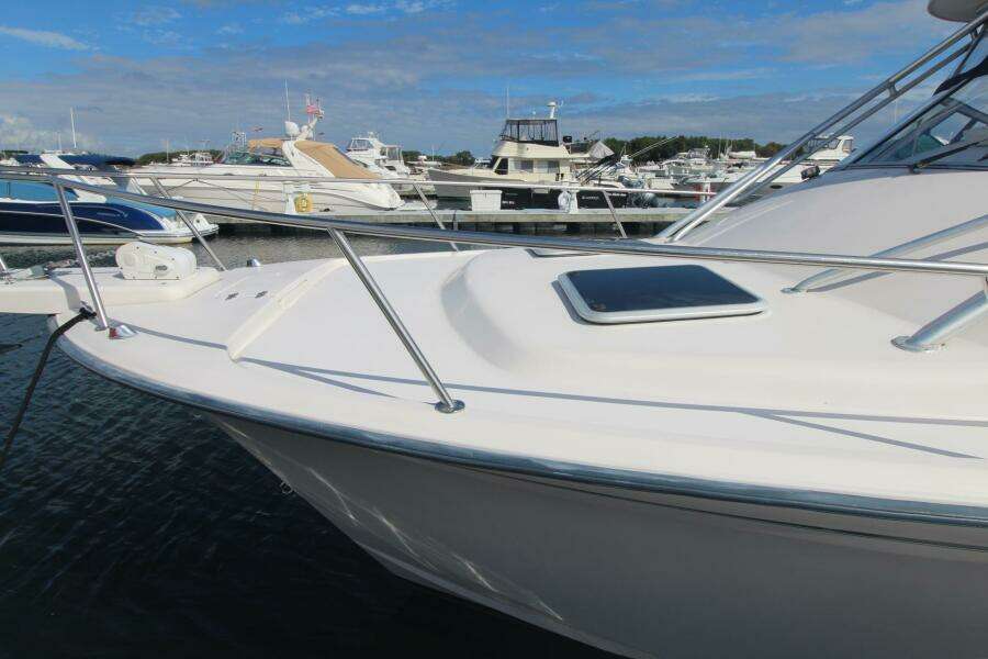 2001 Grady-White 330 Express