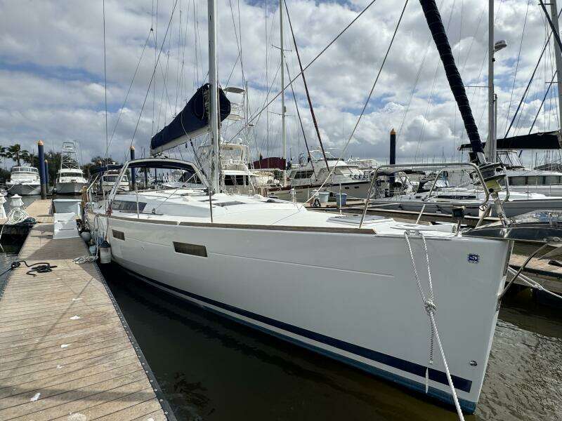 2015 Beneteau Oceanis 45