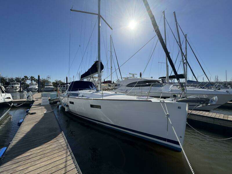2015 Beneteau Oceanis 45