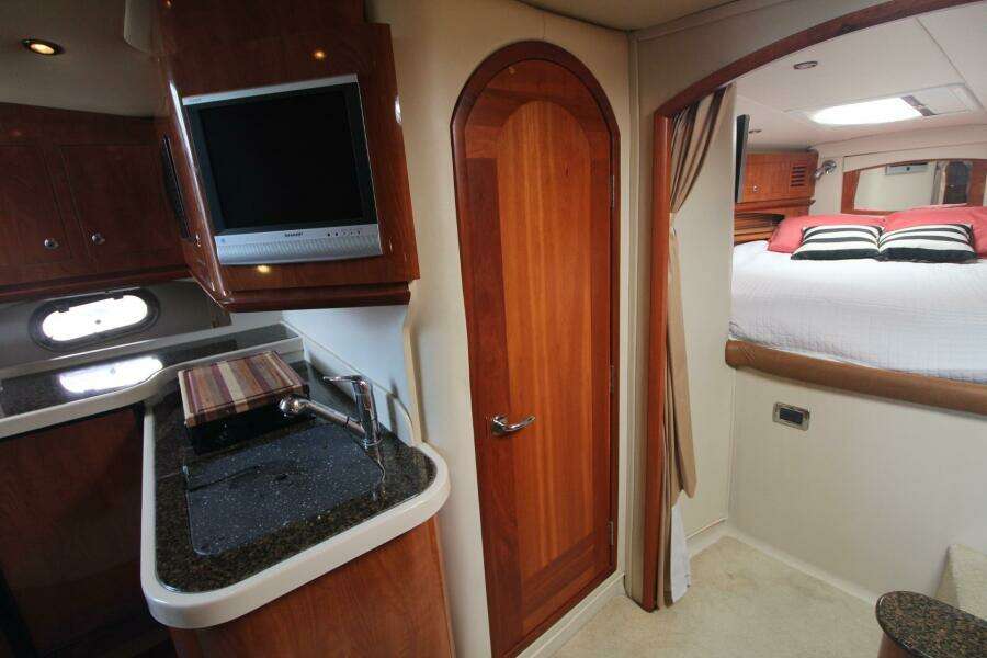 2006 Four Winns 378 Vista