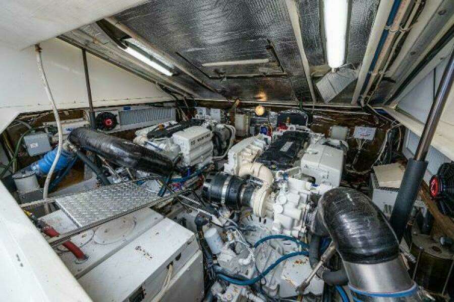 Albemarle 36 Sore Subject Engine Room