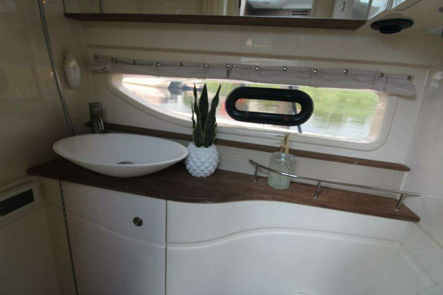 2014 Sea Ray 350 Sundancer