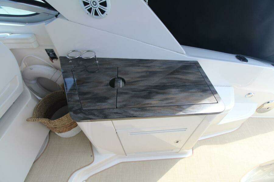 2014 Sea Ray 350 Sundancer