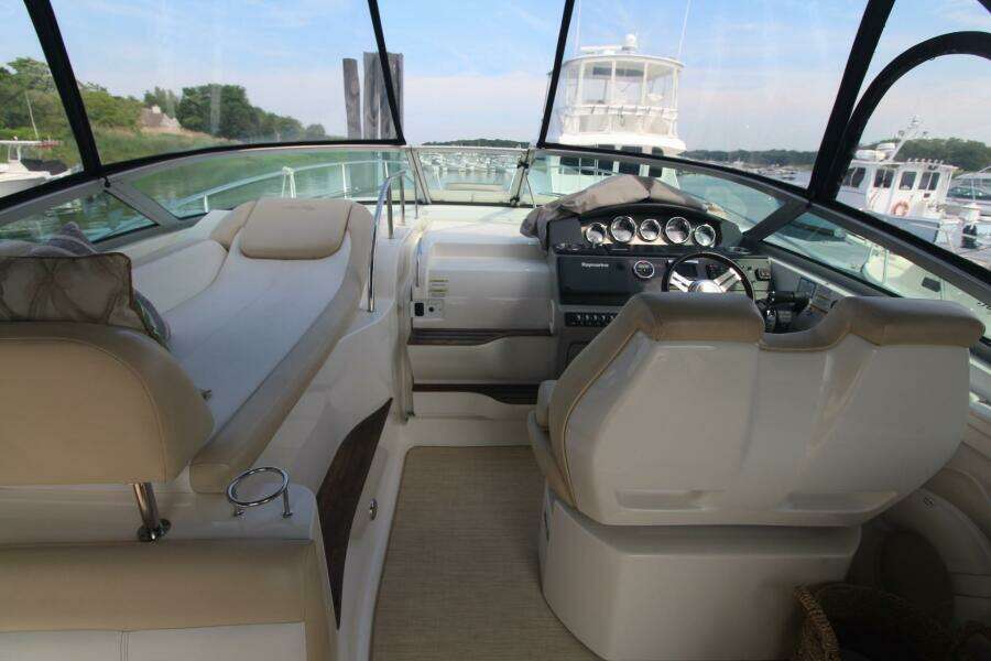 2014 Sea Ray 350 Sundancer