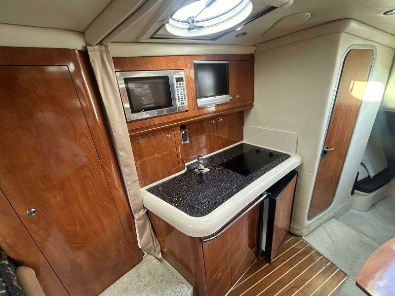 2007 Four Winns Vista