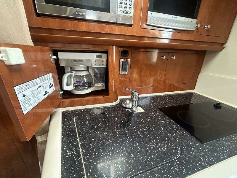 2007 Four Winns Vista